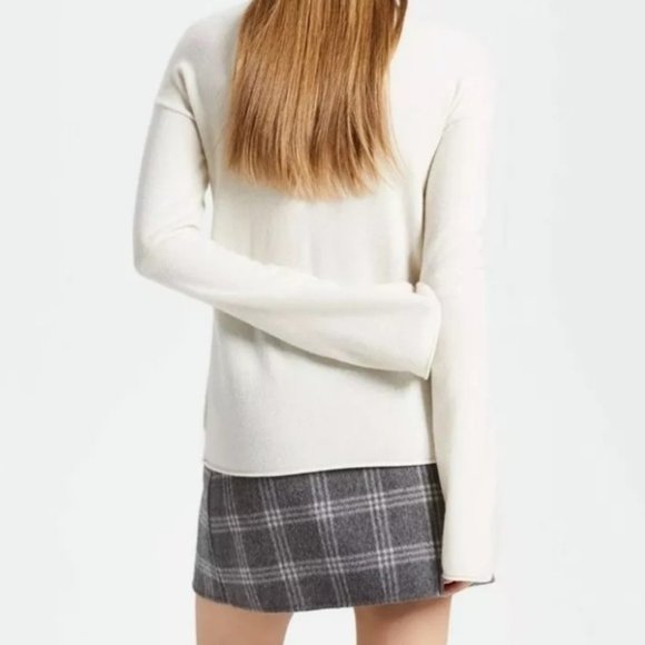 NWT THEORY Bell-Sleeve Mock Neck Cashmere Sweater - Picture 3 of 5